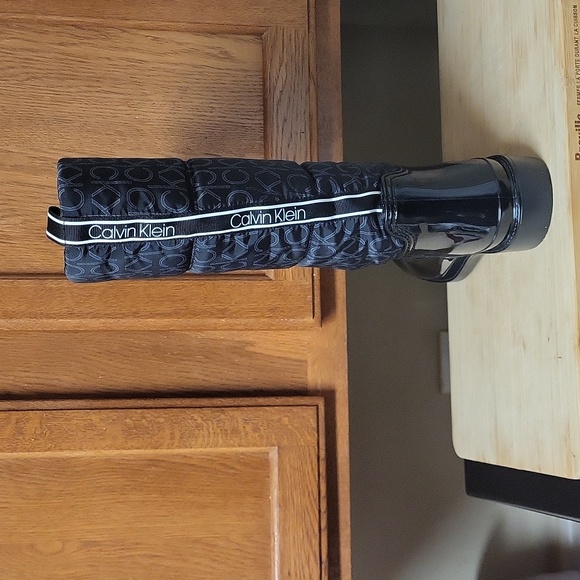 Snow/Rain Boots - Picture 2 of 5